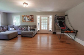 Trail-Ready Retreat near Waterfalls w/ Hot Tub
